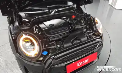 Mini Cooper 2024 2.0 гидро в Москве № 1423578, миниатюра 6