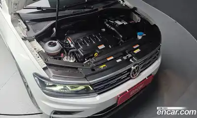 Volkswagen Tiguan 2020 2.0 гидро в Москве № 1424099, миниатюра 6