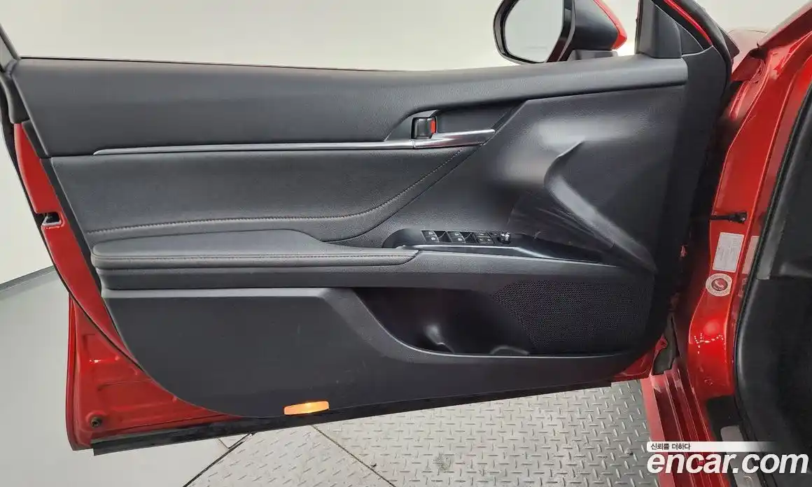 Toyota Camry 2018 2.5 гидро в Москве № 1424528, фото 14
