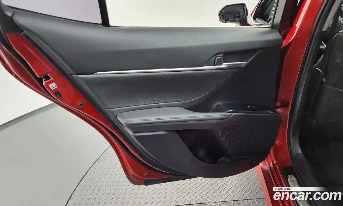 Toyota Camry 2018 2.5 гидро в Москве № 1424528, фото 15