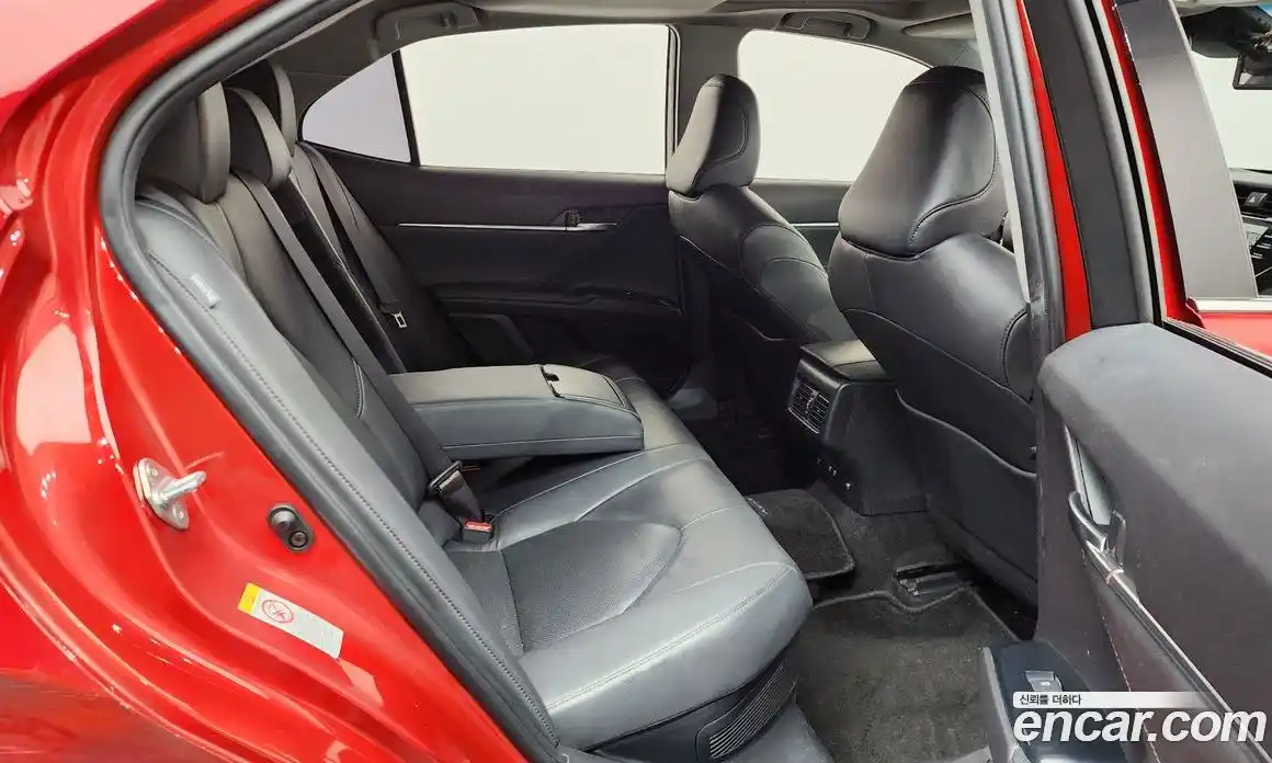Toyota Camry 2018 2.5 гидро в Москве № 1424528, фото 16