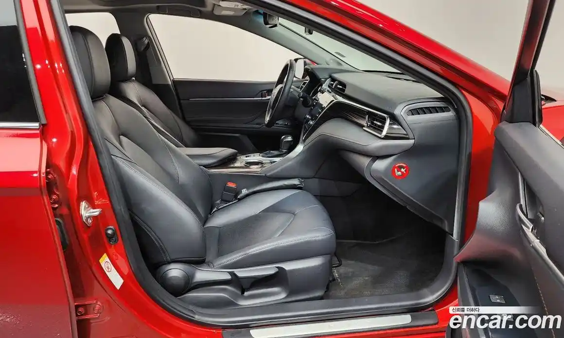 Toyota Camry 2018 2.5 гидро в Москве № 1424528, фото 17