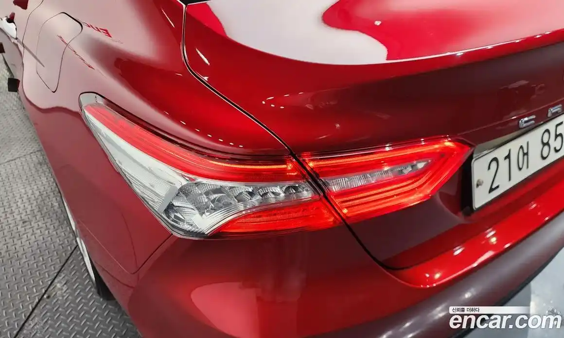 Toyota Camry 2018 2.5 гидро в Москве № 1424528, фото 9