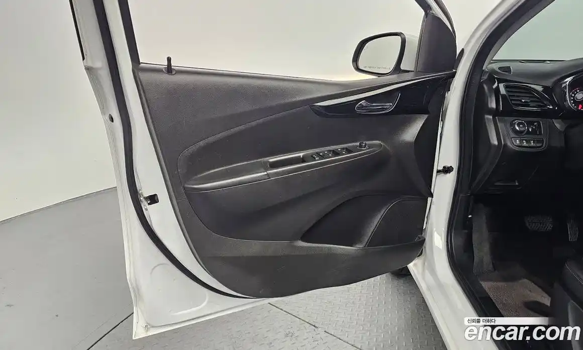 Chevrolet Spark 2016 1.0 гидро в Москве № 1541548, фото 14