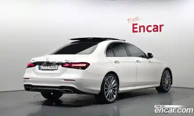 Mercedes-Benz E-Class 2021 2.0 гидро в Москве № 1545599, миниатюра 2