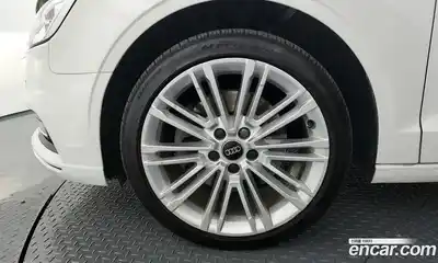 Audi A3 2018 2.0 гидро в Москве № 1546127, миниатюра 5