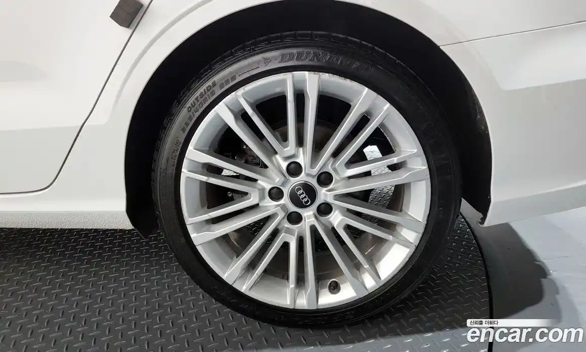 Audi A3 2018 2.0 гидро в Москве № 1546127, фото 7