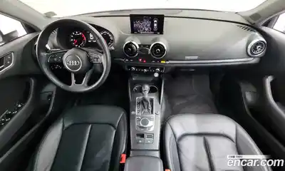 Audi A3 2018 2.0 гидро в Москве № 1546127, миниатюра 10