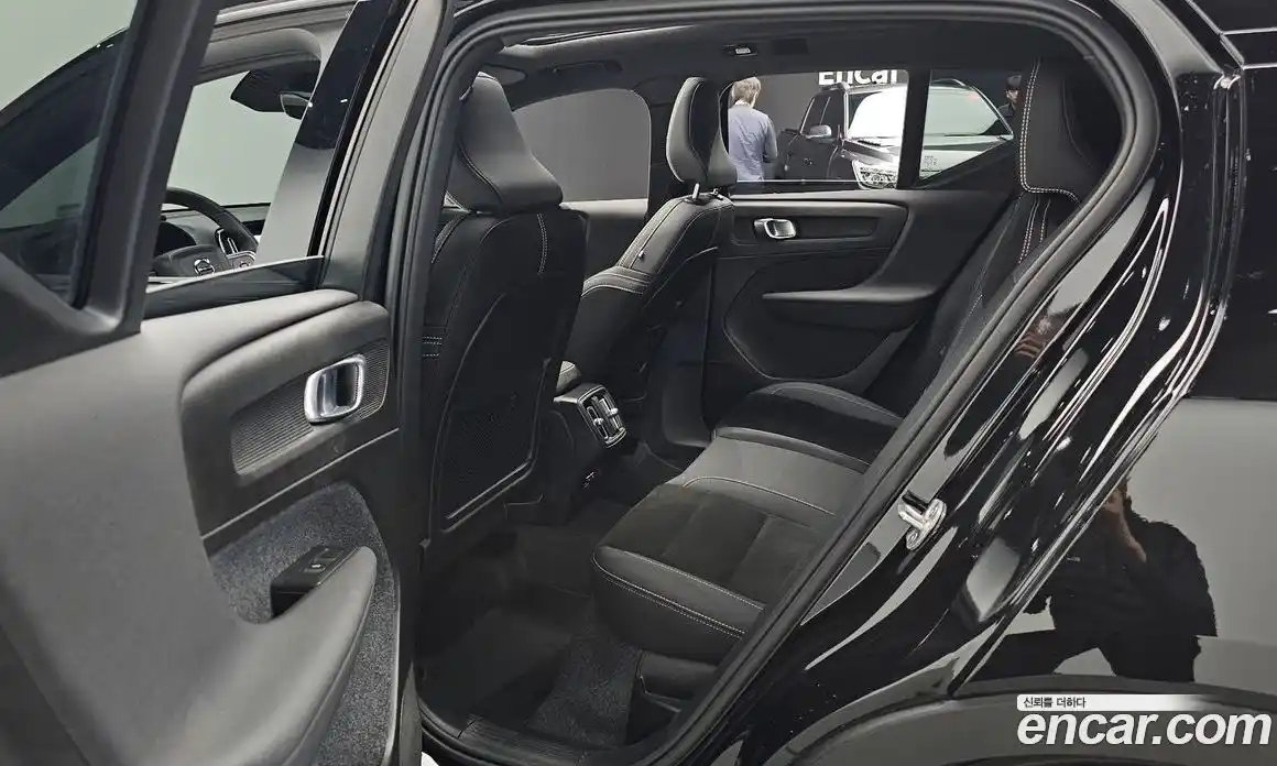 Volvo XC40 2025 2.0 гидро в Москве № 1546758, фото 18