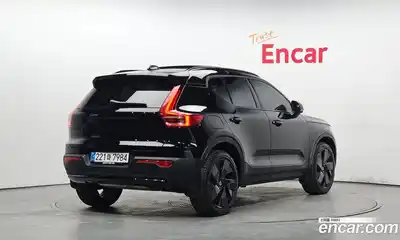 Volvo XC40 2025 2.0 гидро в Москве № 1546758, миниатюра 2