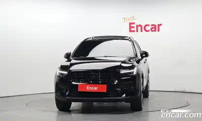 Volvo XC40 2025 2.0 гидро в Москве № 1546758, миниатюра 3