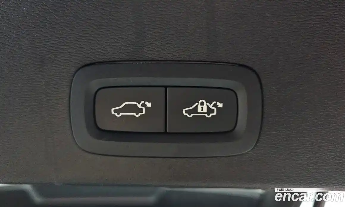 Volvo XC40 2025 2.0 гидро в Москве № 1546758, фото 31