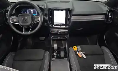 Volvo XC40 2025 2.0 гидро в Москве № 1546758, миниатюра 10