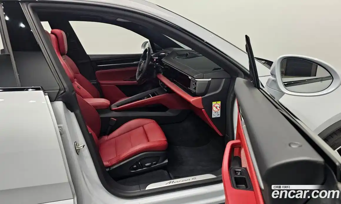 Porsche Macan 2025 0.2 гидро в Москве № 1547095, фото 16