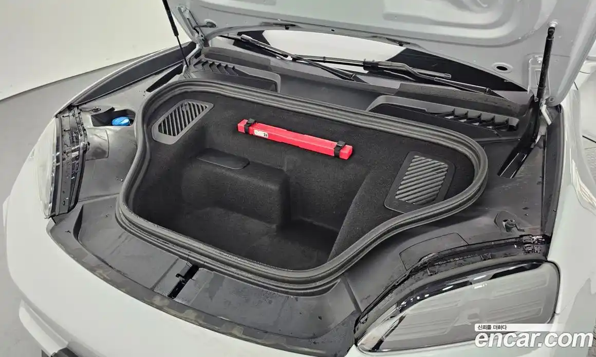 Porsche Macan 2025 0.2 гидро в Москве № 1547095, фото 6
