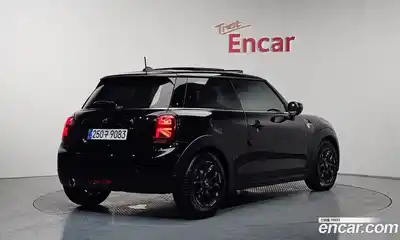 Mini Cooper 2020 1.5 гидро в Москве № 1548160, миниатюра 2