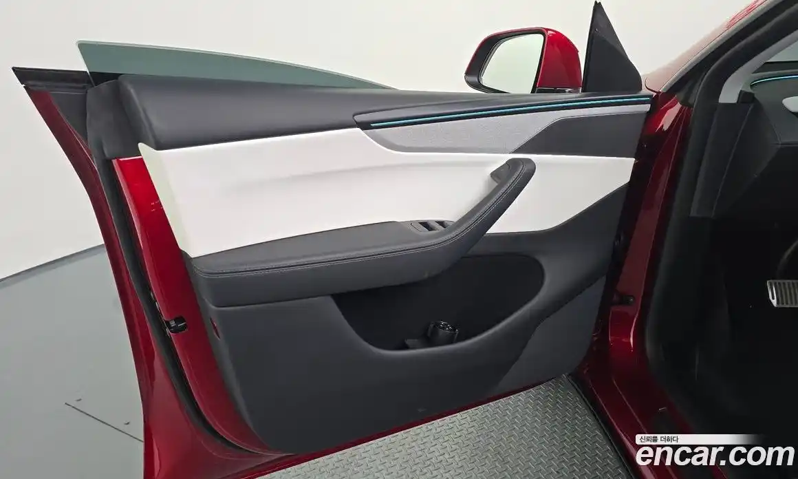Tesla Model Y 2025 0.2 гидро, фото 14