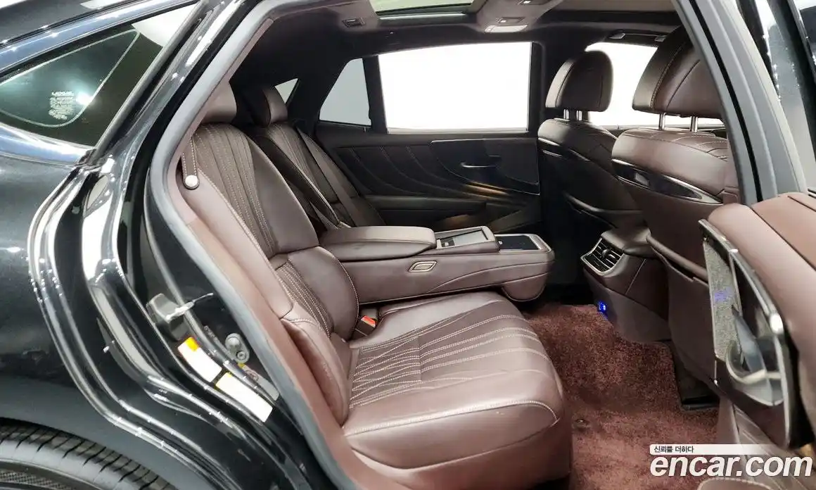 Lexus LS 2018 3.4 гидро в Москве № 1548870, фото 16