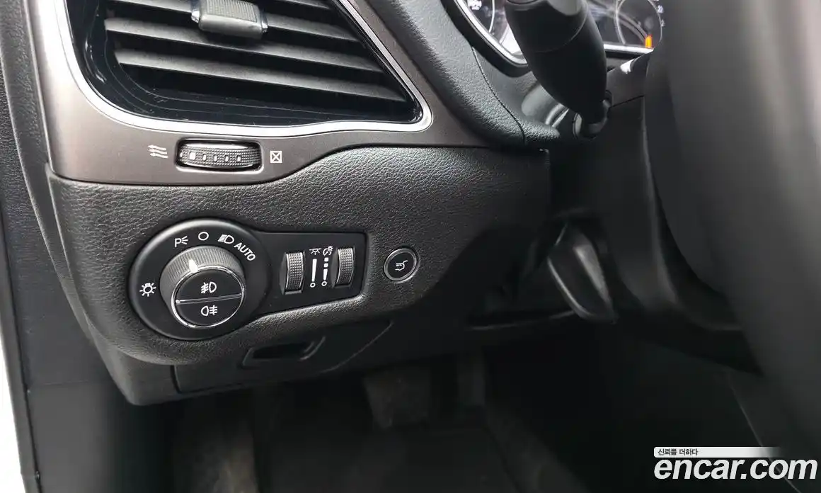 Jeep Cherokee 2020 2.4 гидро в Москве № 1549850, фото 29