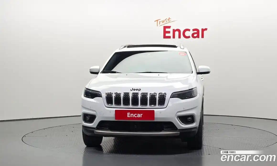 Jeep Cherokee 2020 2.4 гидро в Москве № 1549850, фото 3
