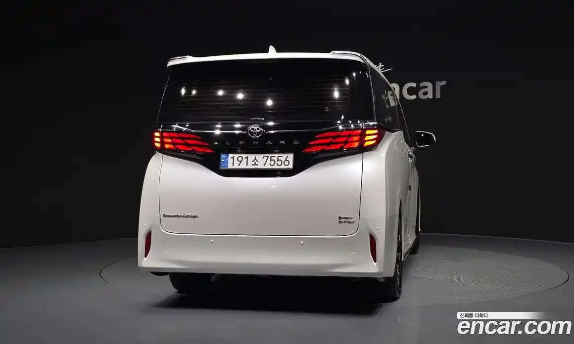 Toyota Alphard 2024 2.5 гидро в Москве № 1550018, фото 4