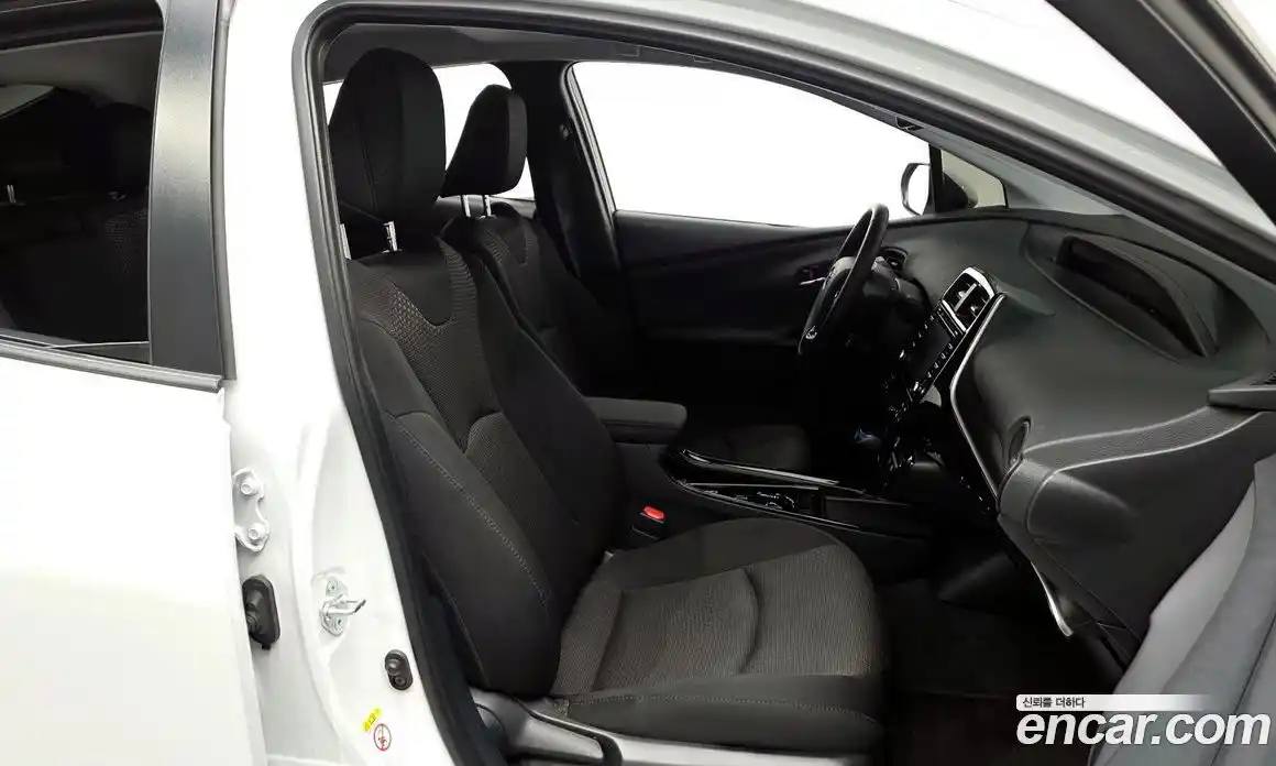 Toyota Prius 2021 1.8 гидро в Москве № 1550061, фото 16