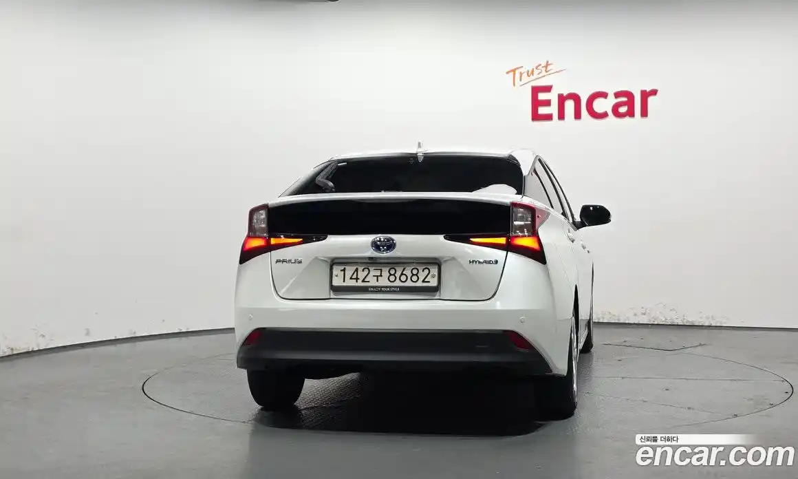 Toyota Prius 2021 1.8 гидро в Москве № 1550061, фото 4