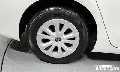 Toyota Prius 2021 1.8 гидро в Москве № 1550061, миниатюра 5