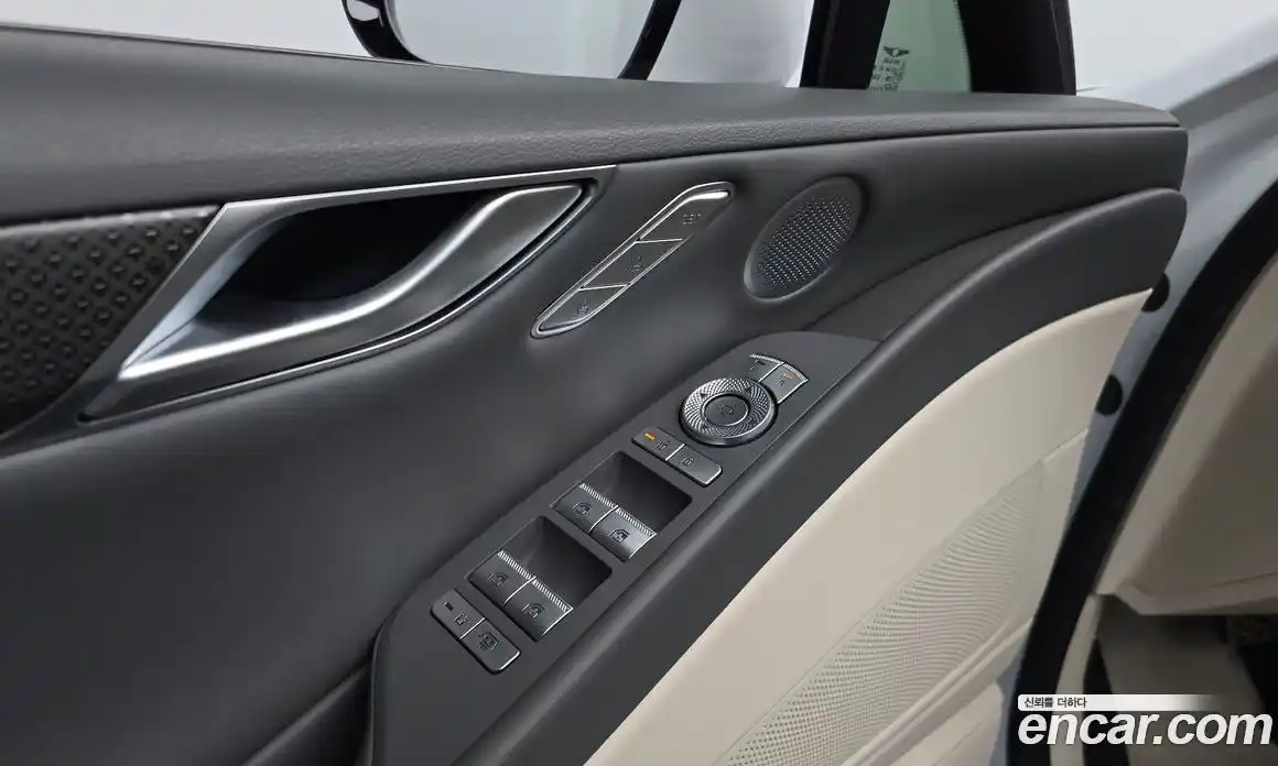 Genesis G80 2025 2.5 гидро в Москве, фото 26