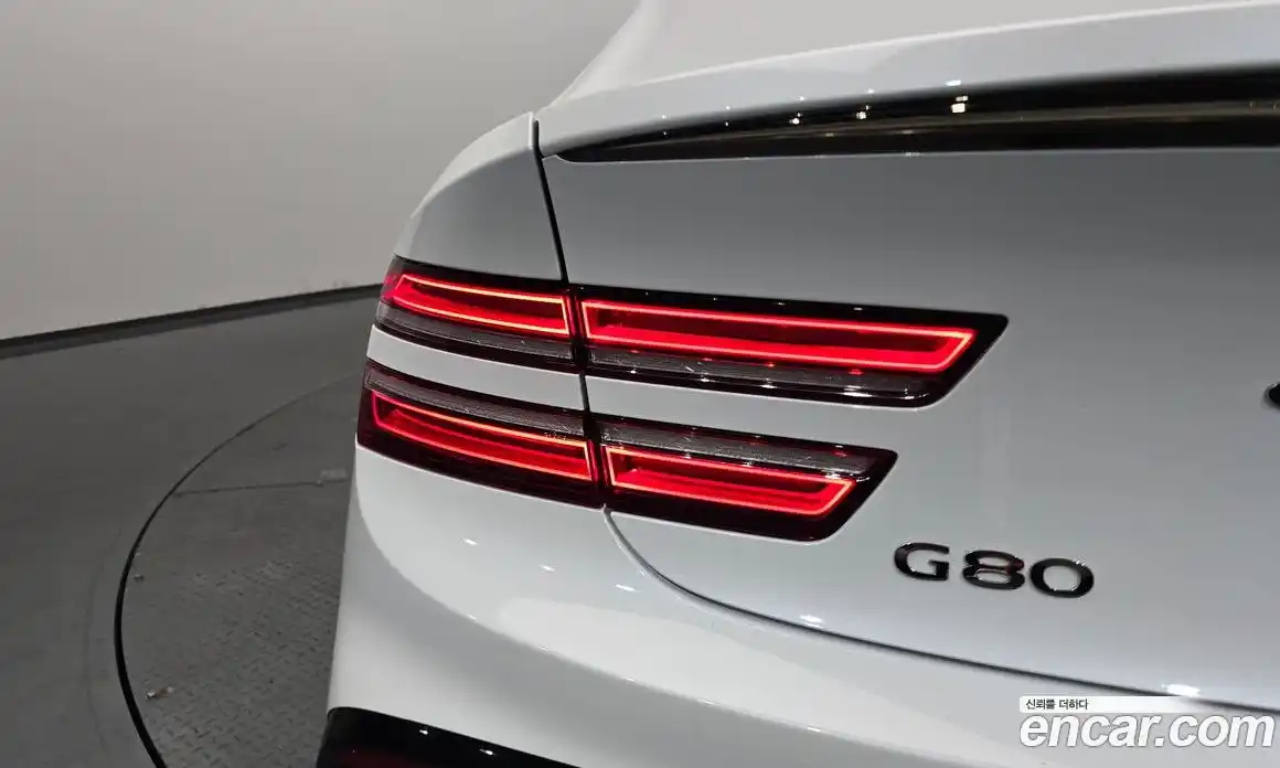 Genesis G80 2025 2.5 гидро в Москве, фото 8