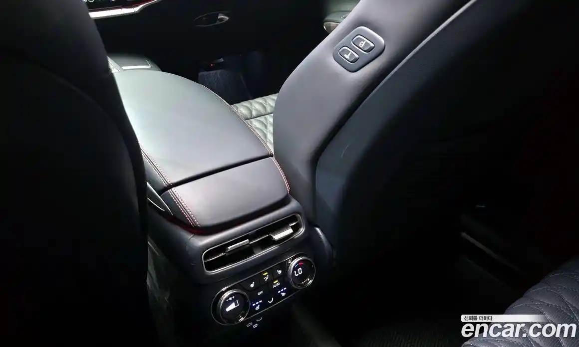 Genesis GV70 2022 2.5 гидро в Москве № 1611827, фото 30