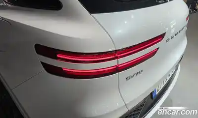 Genesis GV70 2022 2.5 гидро в Москве № 1611827, миниатюра 9