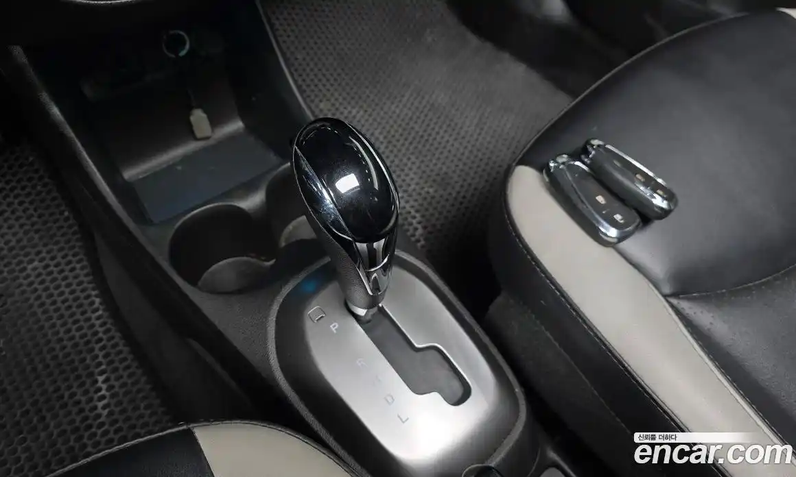 Chevrolet Spark 2016 1.0 гидро в Москве, фото 12