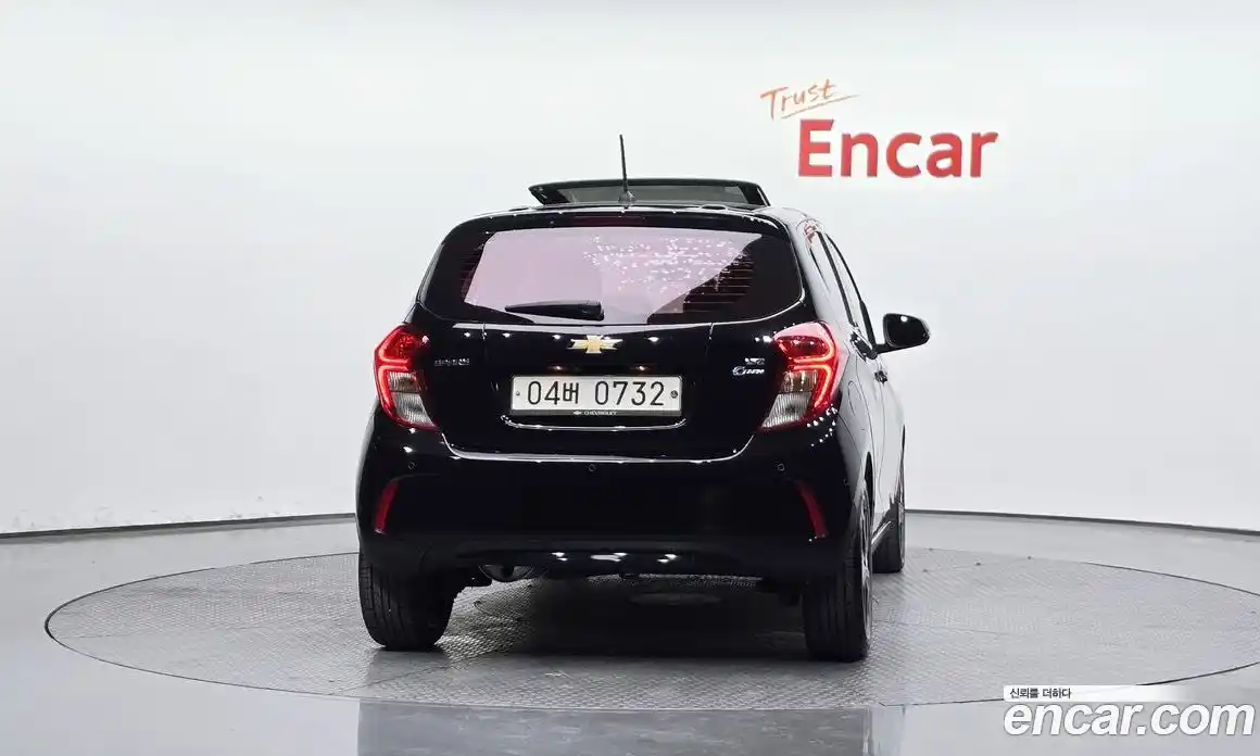 Chevrolet Spark 2016 1.0 гидро в Москве, фото 4