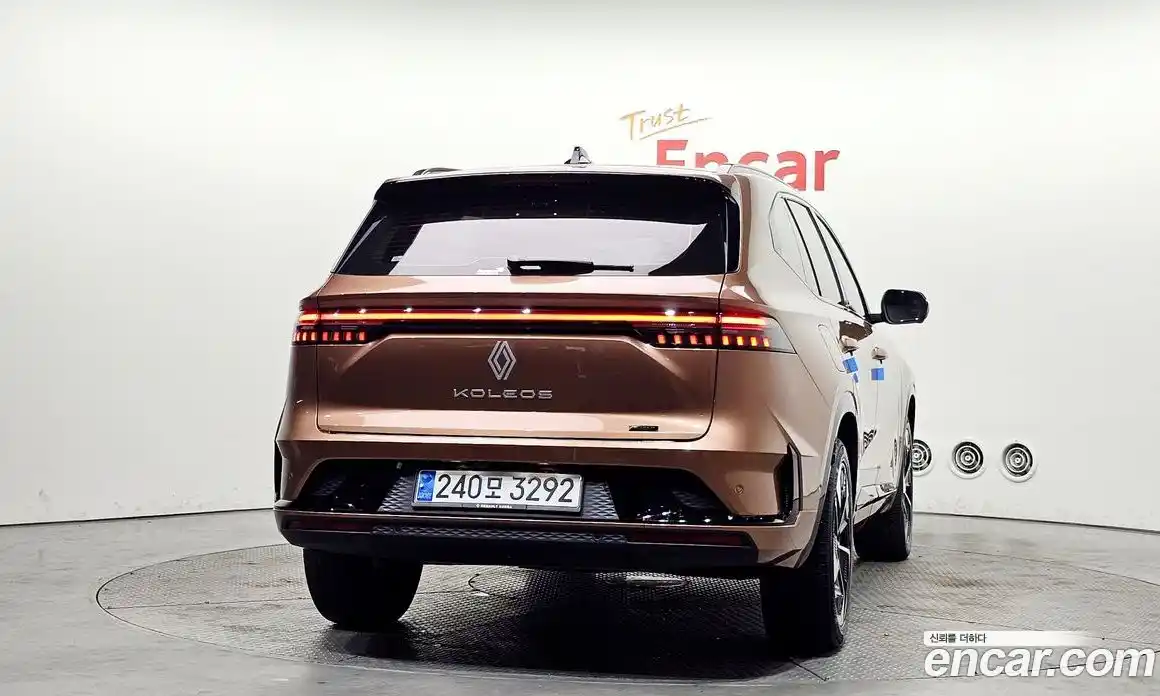 Renault Grand Koleos 2024 1.5 гидро в Москве № 1615106, фото 4