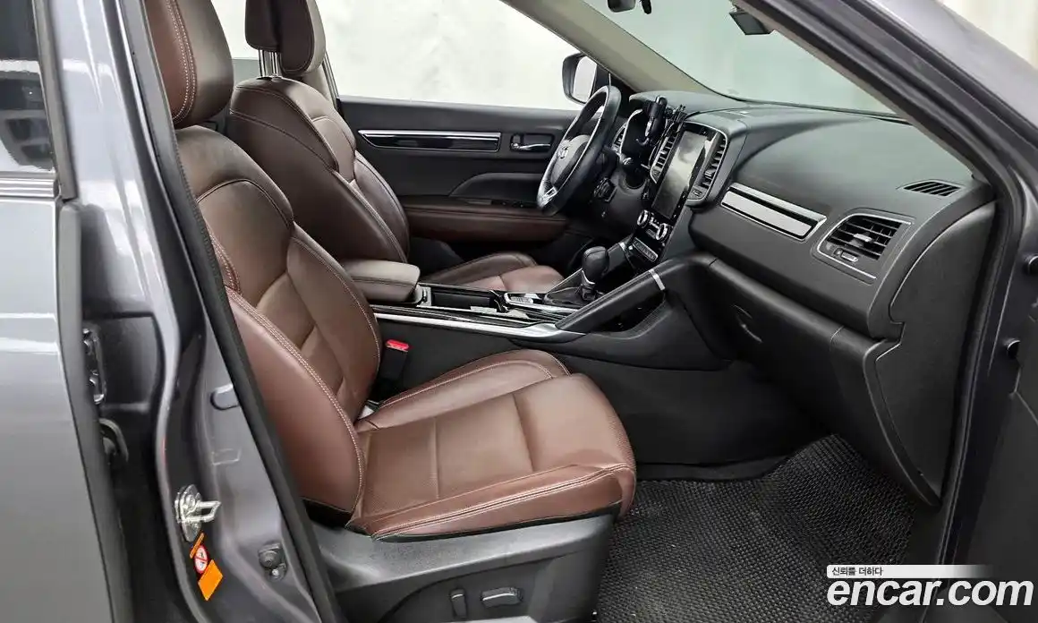 Renault QM6 2016 2.0 гидро в Москве № 1615358, фото 17