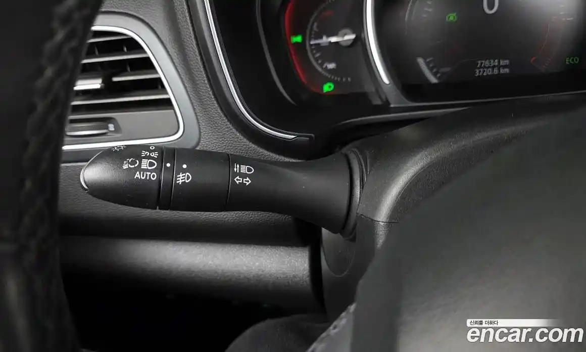 Renault QM6 2016 2.0 гидро в Москве № 1615358, фото 29
