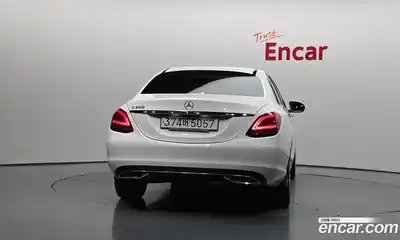 Mercedes-Benz C-Class 2020 2.0 гидро в Москве № 1617297, миниатюра 4