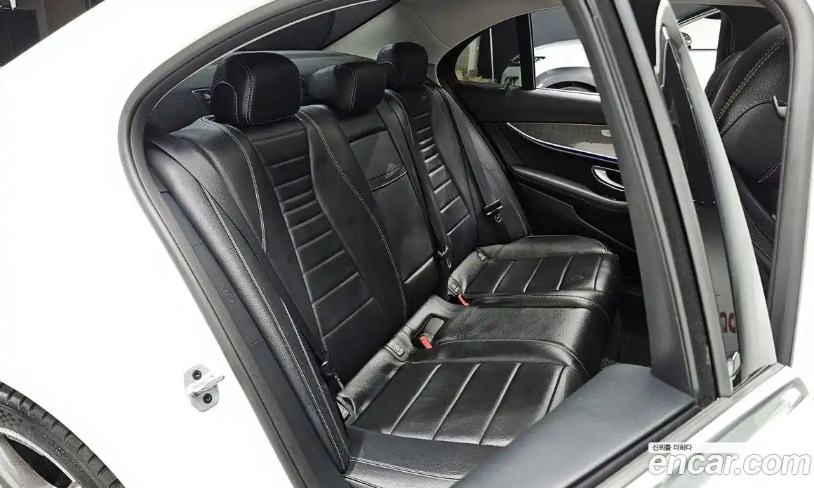 Mercedes-Benz E-Class 2020 2.0 гидро в Москве № 1617300, фото 15