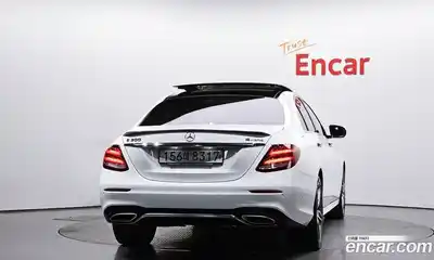 Mercedes-Benz E-Class 2020 2.0 гидро в Москве № 1617300, миниатюра 3