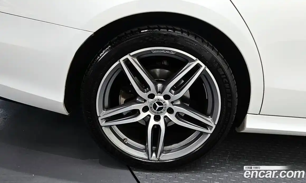 Mercedes-Benz E-Class 2020 2.0 гидро в Москве № 1617300, фото 4