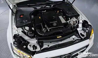 Mercedes-Benz E-Class 2020 2.0 гидро в Москве № 1617300, миниатюра 5