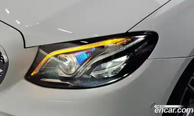 Mercedes-Benz E-Class 2020 2.0 гидро в Москве № 1617300, миниатюра 7