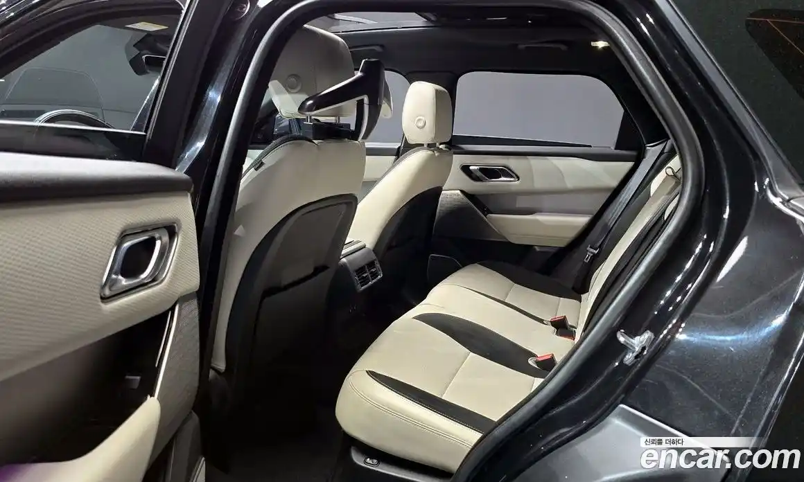Land Rover Range-Rover Velar 2019 3.0 гидро в Москве № 1619654, фото 18