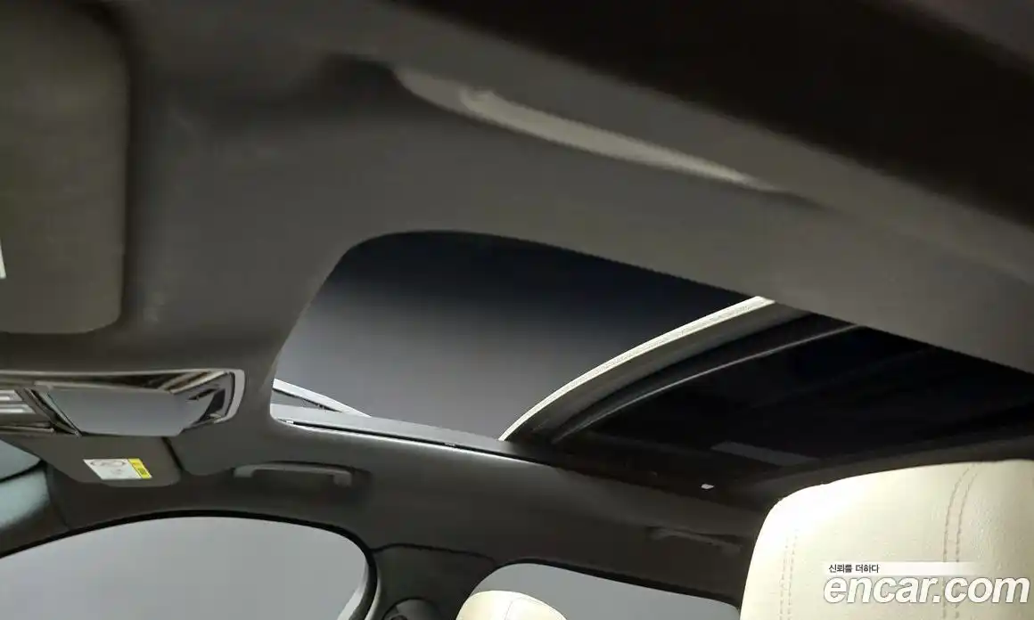 Land Rover Range-Rover Velar 2019 3.0 гидро в Москве № 1619654, фото 23