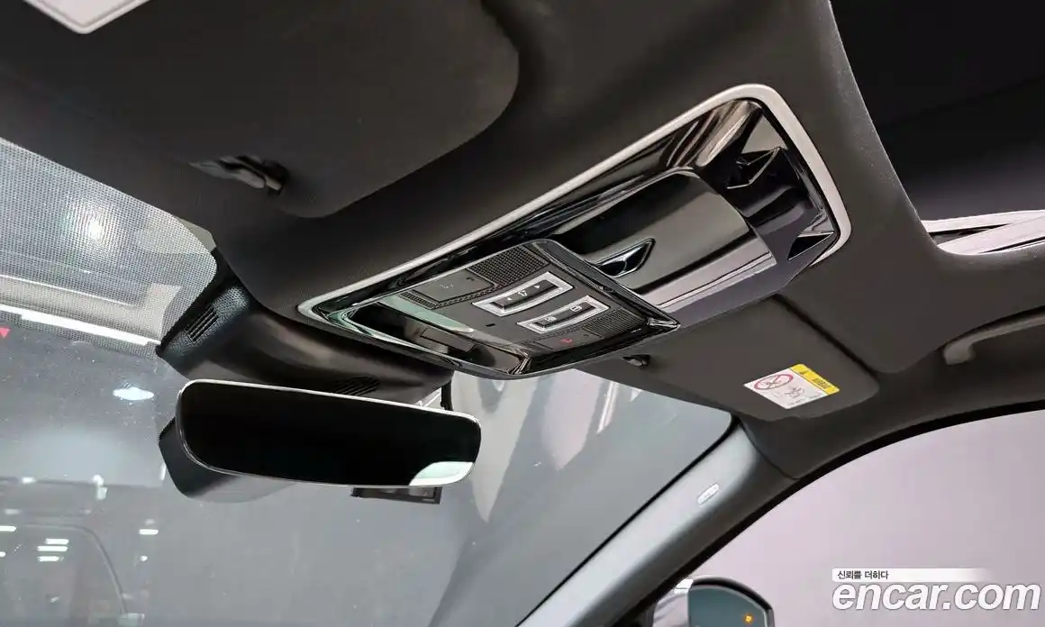 Land Rover Range-Rover Velar 2019 3.0 гидро в Москве № 1619654, фото 26