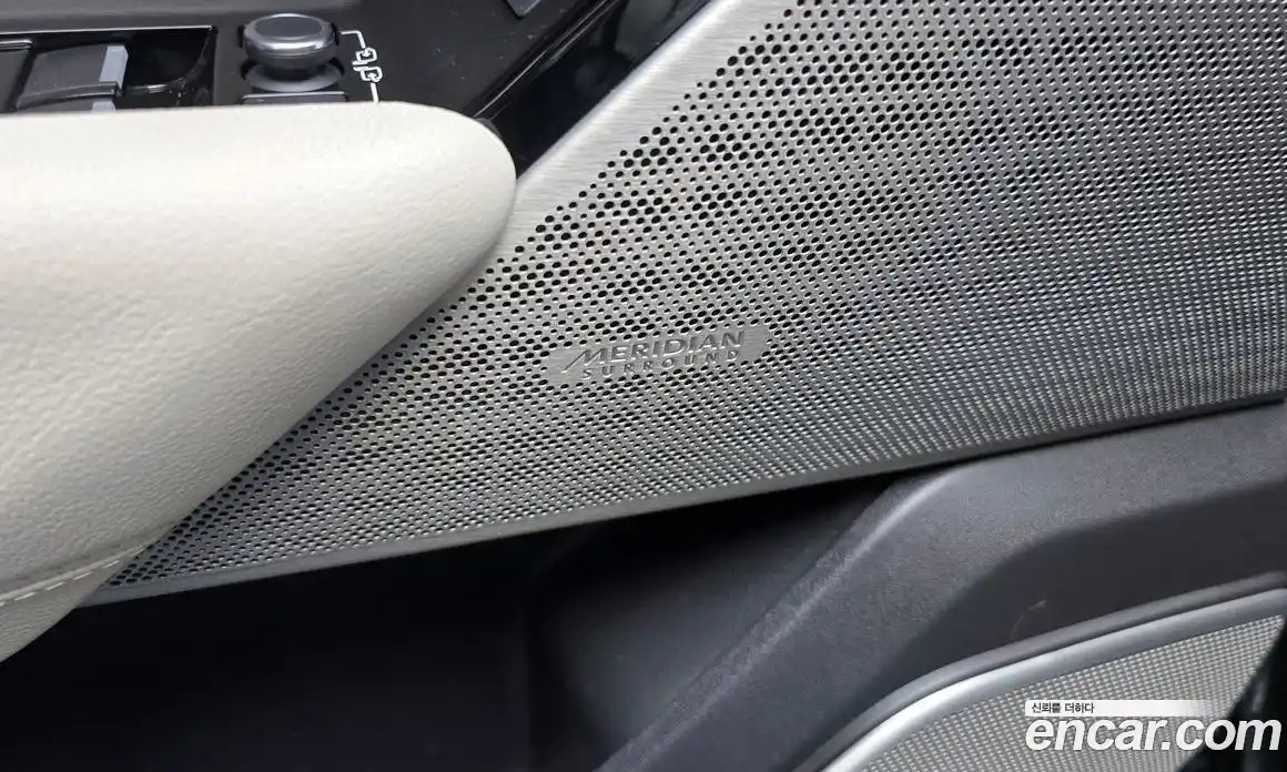 Land Rover Range-Rover Velar 2019 3.0 гидро в Москве № 1619654, фото 30