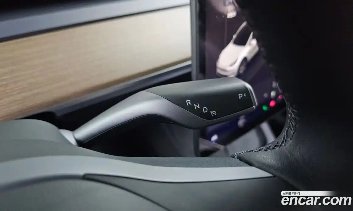 Tesla Model Y 2024 0.2 гидро, фото 12
