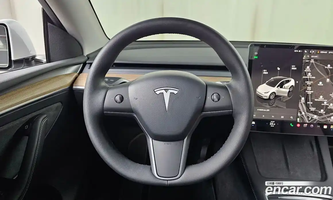 Tesla Model Y 2024 0.2 гидро, фото 16