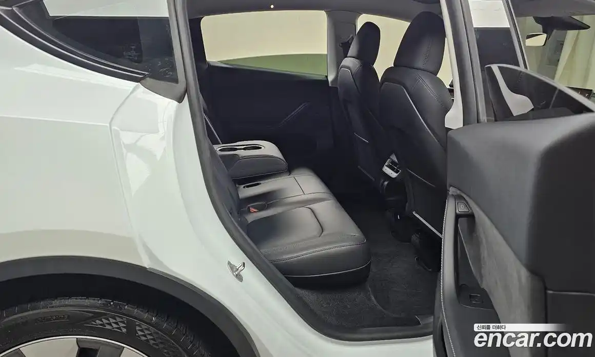 Tesla Model Y 2024 0.2 гидро, фото 18